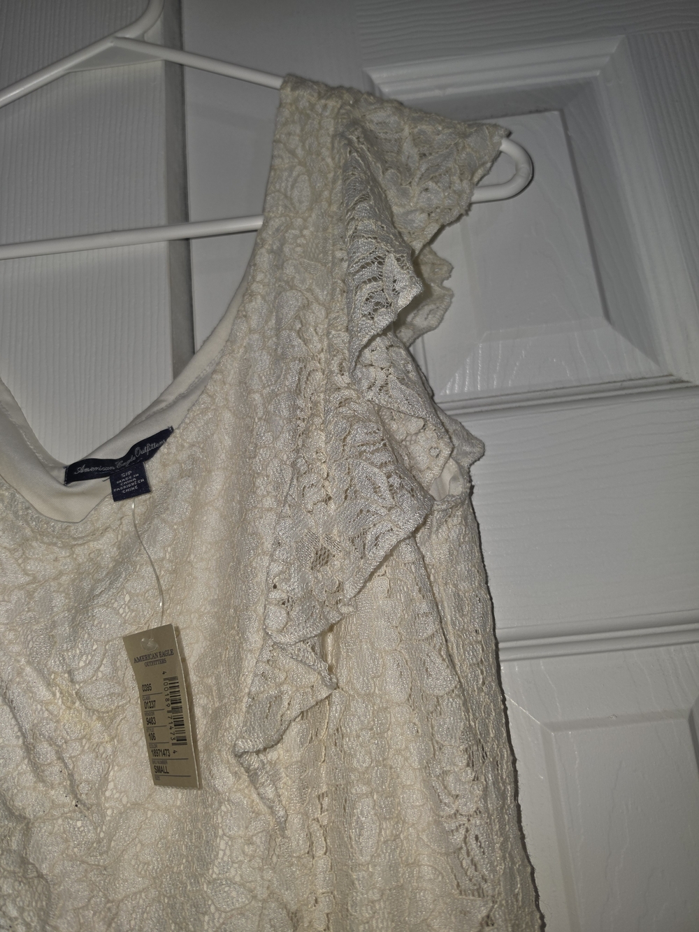 NWT American Eagle Lace Ruffle Sleeve Shift Dress